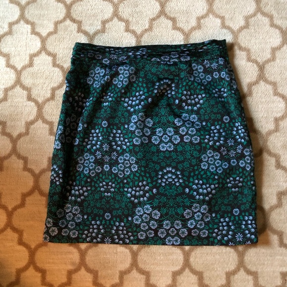 Banana Republic Skirt size 2 - Picture 5 of 5